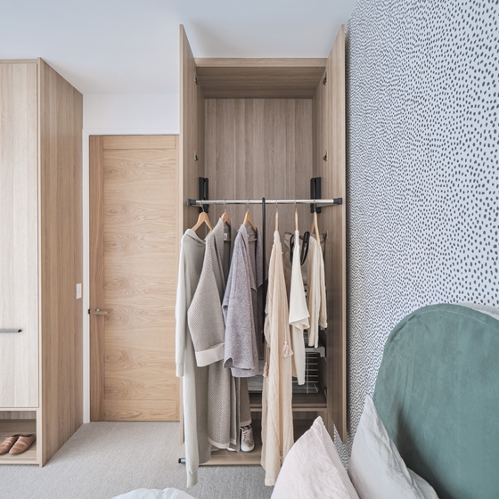 An emphasis on colour and texture